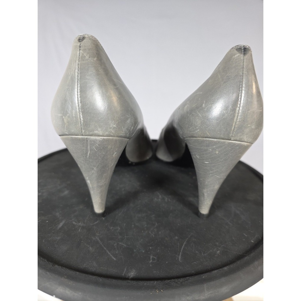 Vintage Gucci Ostrich Gray Pointed Toe Heels 38 Knight‎ Crest Label Italy COA - Picture 3 of 16